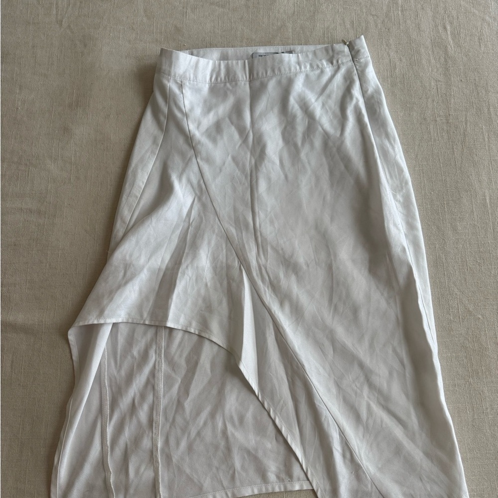 Elegant White Women's Skirt